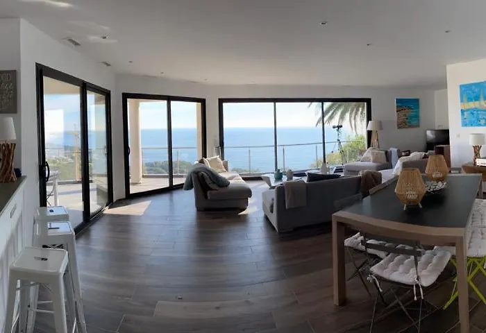 Paradise Vue Golfe De Saint Tropez 8 Couchages Villa